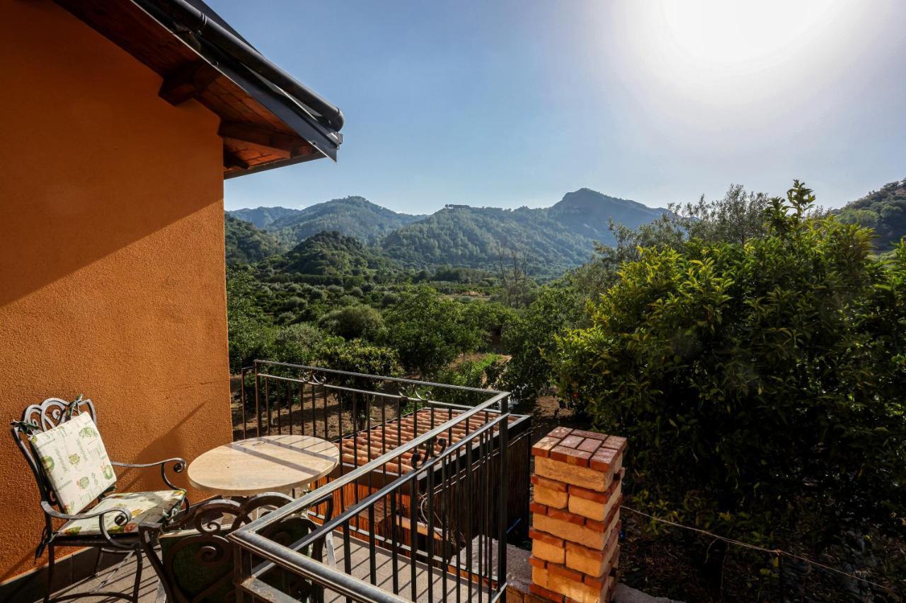 La Porta Delle Gole Hotel Motta Camastra Ngoại thất bức ảnh