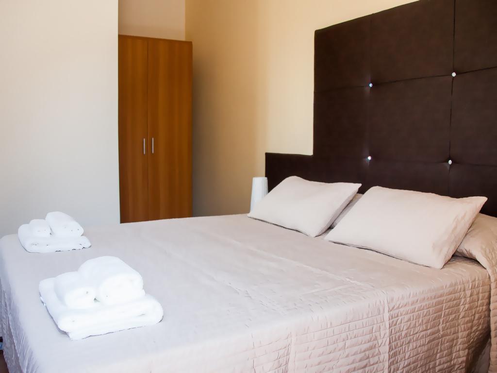 La Porta Delle Gole Hotel Motta Camastra Ngoại thất bức ảnh