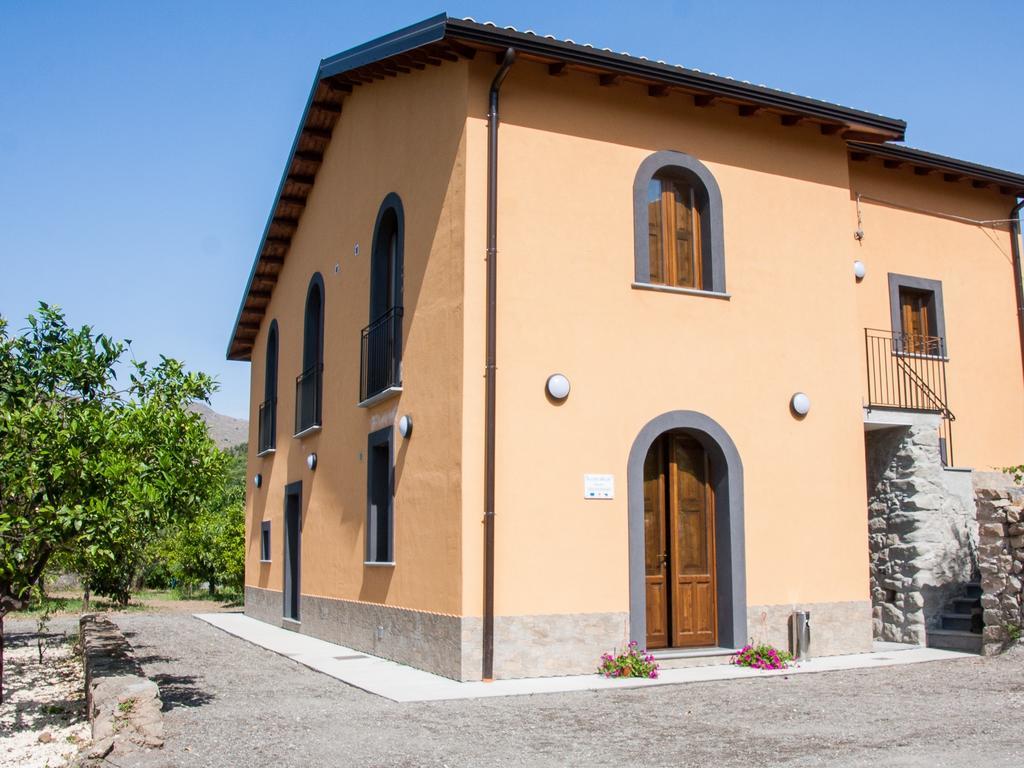 La Porta Delle Gole Hotel Motta Camastra Ngoại thất bức ảnh