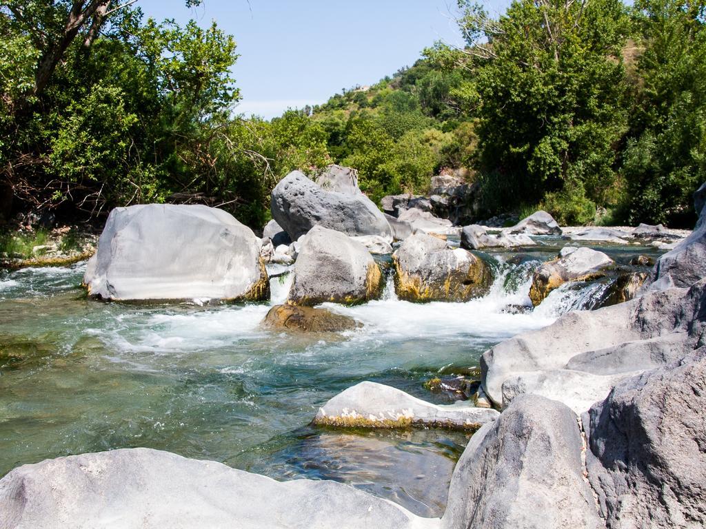 La Porta Delle Gole Hotel Motta Camastra Ngoại thất bức ảnh