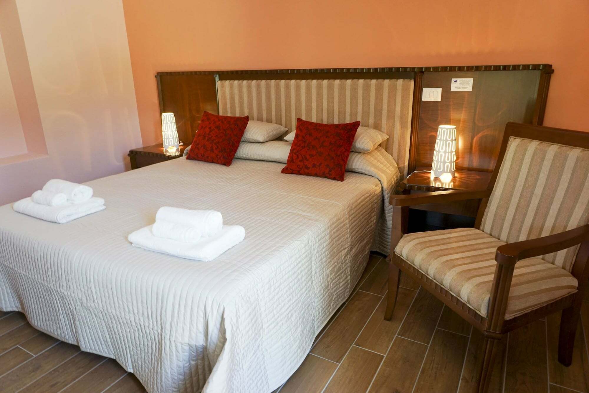 La Porta Delle Gole Hotel Motta Camastra Ngoại thất bức ảnh